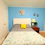 Yellow Pillow Inn